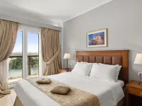 Ariti Grand Hotel Hotels near Public Library