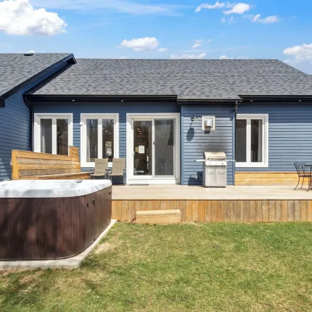 The Cottages at Blue