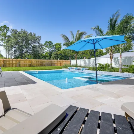 Swim, Game & Bbq: Family Retreat in Stuart