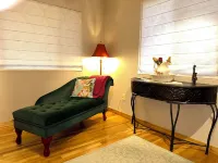 Charming 2-bedroom cottage in beautiful Colorado Springs