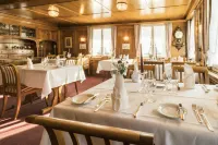 Hotel Kreuz - ที่มีที่จอดรถ