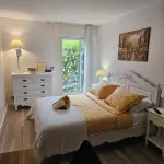 Seine waterfront: 8min from La Défense, 15min from Paris and 20min from Stade de France Hotels in Chatou