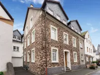 Home for 5 Persons in 1350 Year Old Mosel Town
