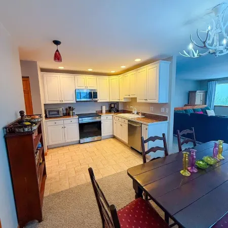 3/3 Townhome in Fraser just steps from the Black line!