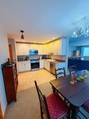 3/3 Townhome in Fraser just steps from the Black line!