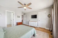 Entire Home In Carolina Beach, North Carolina 1 Block from the Beach