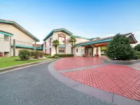 Howard Johnson by Wyndham Columbus Fort Moore โรงแรมในโคลัมบัส