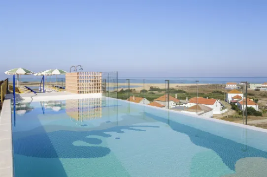 Amarello Hotel Praia Santo Andre, Tapestry Collection by Hilton