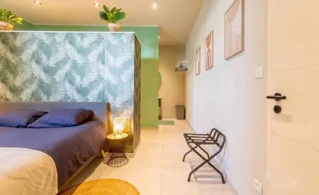 Vacation home with jacuzzi Отели в г. Далем