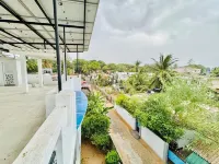 Trinco Town Family Guest House 4-bedroom house in charming Trincomalee with AC,