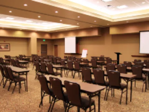 ハンプトン  イン & スイーツ キングマン キングマンのホテル