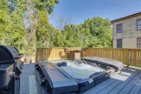Danville Retreat w/ Hot Tub & Cozy Fireplace! - 3-Star