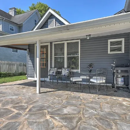 Bet on Bristol a 3 bedroom 2 bath house located near downtown Bristol TN/VA