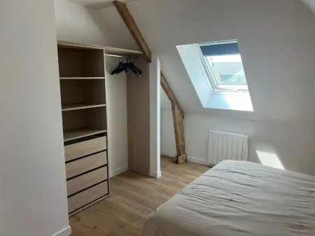 Quiberonnaise house in town center, walking distance to beach.