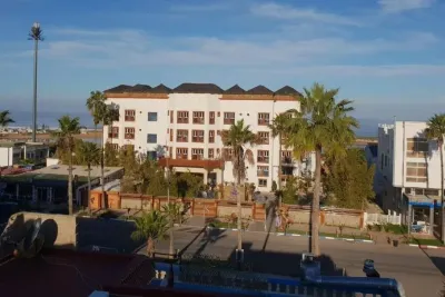 Oualidia Golden Sand 2 Hotels near The Kechla