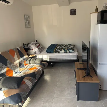 Cosy apartment with garden in Drôme Provençale