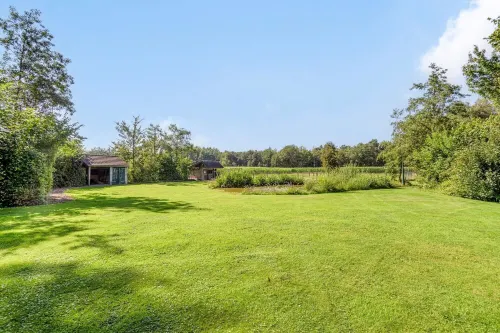 Soothing 1-bedroom studio in Riethoven shared garden Riethoven 호텔