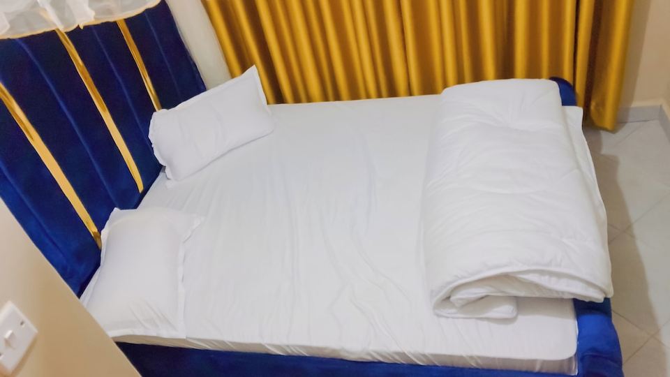 Zenscape Oasis 1Bedroom Makasembo City View