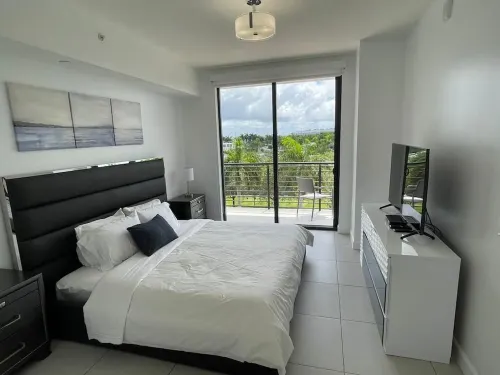 Fine 1 Bedroom Condo at Doral
