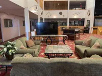 ML 304 2-bedroom, 2-bath, Ski In/Ski-Out Condo Sleeps 8