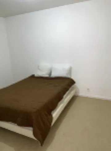 Apartment T2 a fort d'Aubervilliers 奧貝維利埃住宿飯店