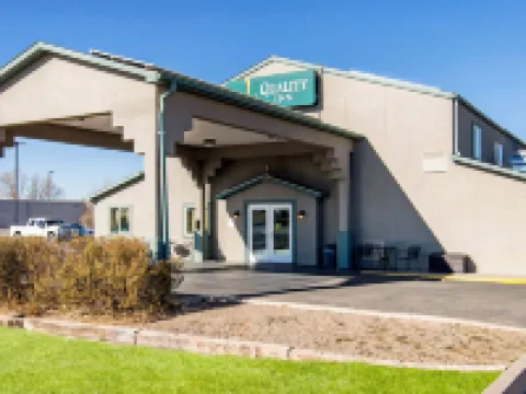 Quality Inn Hotels in Moriarty