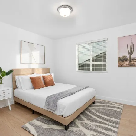 Luxury 3 bedroom House/ Designer