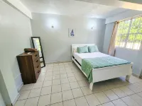 Cozy 1-Bedroom Retreat in Picard w/AC, Apt 2 Hotels in 