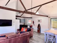 The Long Barn, Brick Kiln Barns, Dilham - Sleeps 6 in Luxury - Dog Friendly