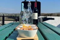 Olivia-Leigh Cottage! Countryside Cottage. 4 Star NITB Approved