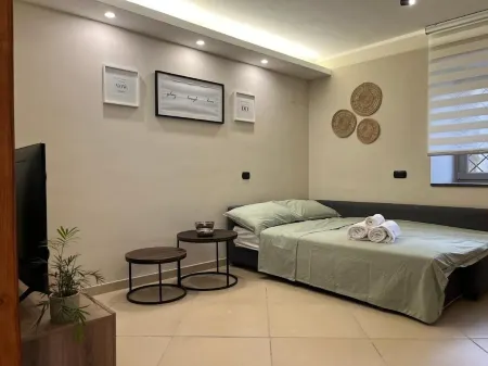 Vacation with family or friends in Pompeii in apartment with garden and parking space