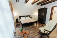 Casuta Boema (Boema Cottage) New construction Hotels in Rasnov