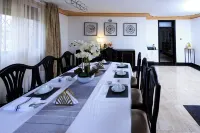 KAI LUX VILLA-SWIFT WIFI Hotels in Kyadondo