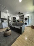 Cozy Guesthouse w/Full Kitchen in Oxnard
