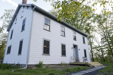 Beautiful Riverside Farmhouse
