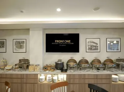 Front One Boutique Hotel Taman Anggrek Hotel di Jakarta Barat