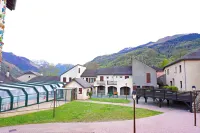 Cocon Biellois: vue Montagnes, Parking & Piscine Hotel a Bielle