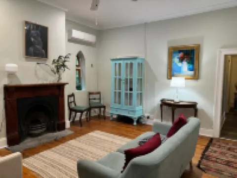 The Garden Cottage 奧本酒店