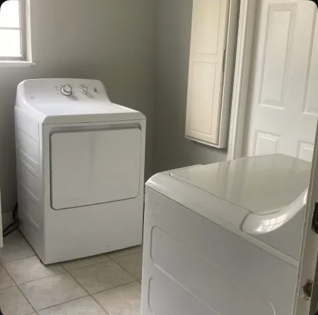 Charming 1-bedroom house in fantastic Conroe with AC