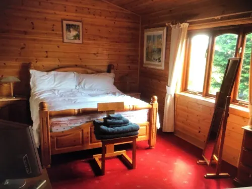The lodge has spectacular views of  Cromarty Firth and Ben Wyvis mountain range.