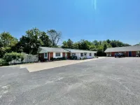 Travelers Inn Olney Hotels in Olney