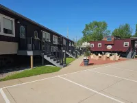 Sugarcreek Village Inn فنادق في وین ٹاؤن شپ