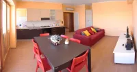 Seafront apartment. 3 double beds and 3 bathrooms