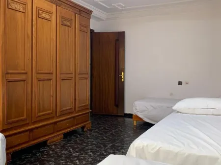 غرفة مفوشة مشتركة One-Bedroom Apartment Отели в г. Beni Ansar