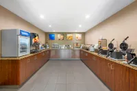 Comfort Suites West Omaha - Aamiainen