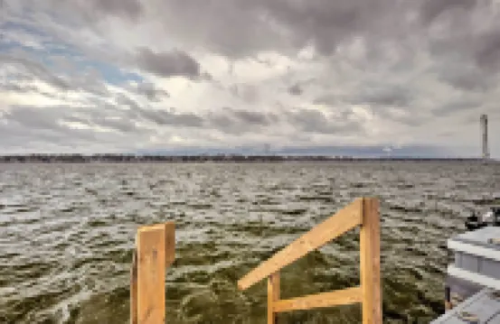 Waterfront Lake Conroe Getaway w/ Multiple Decks!