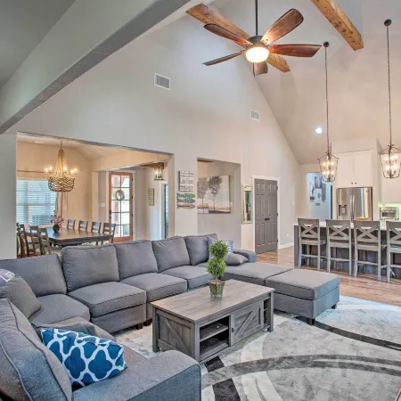 Game Room + Lake Tawakoni Access: Family Getaway!