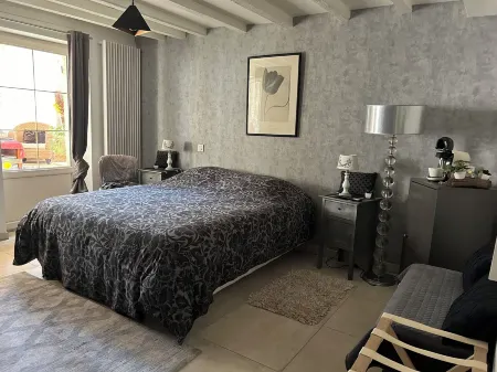 Le Bois de Montpouillan Отели в г. Сигалан