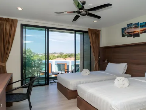 Peace Blue Naiharn Naturist Resort Phuket