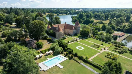 Domaine des Etangs, Auberge Collection